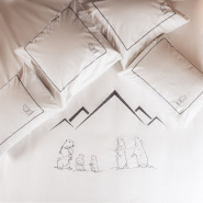 White duvet cover with marmots
