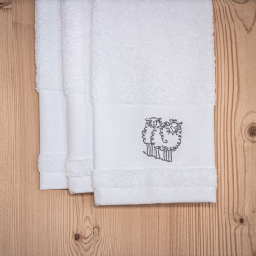 White Sheep Guest Towel