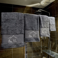 Grey bath towel with marmots 20 x 40 in