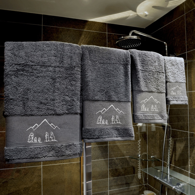 Grey shower towel with marmots 28x55 in