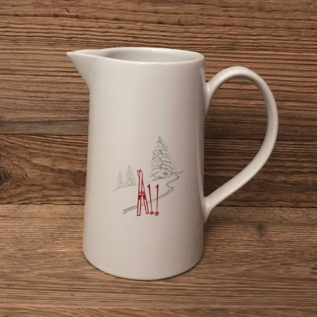 Pichet blanc décoré d'un motif Ski
