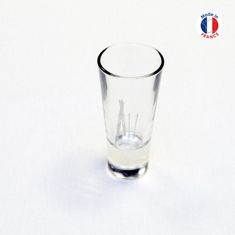 Shot glass with ski poles mountain shot glass Vagabonde