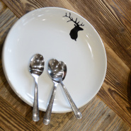 Dessert plates with deer (pack of 6)