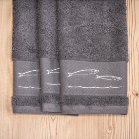 Grey guest towel with fish...