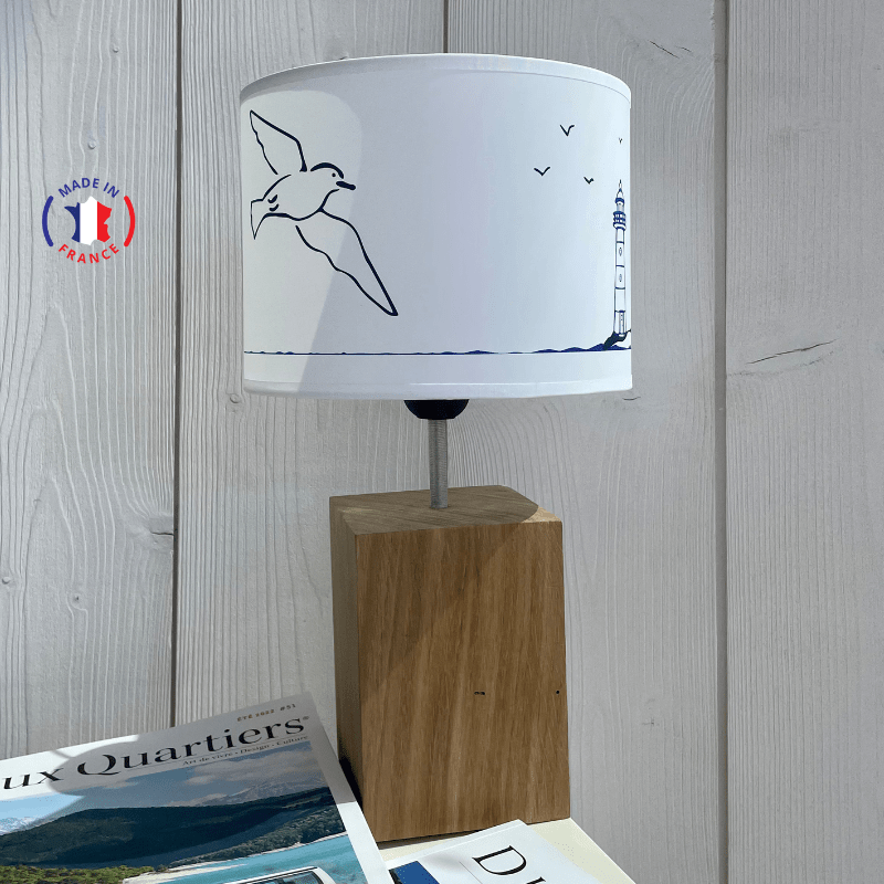 Lighthouse lamp