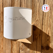 Applique mouton sur le support d'applique bois