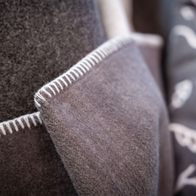 Manta gruesa gris - Teleférico