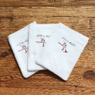 White washcloth with a skier 6x8 in (pack of 3)