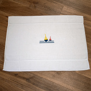 Seaside Buoys bath mat - White
