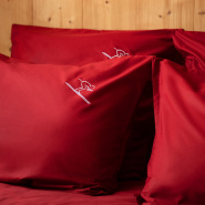 Rectangular red Schuss pillowcase