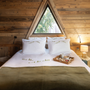 Funda nórdica montaña bordada abeto verde
