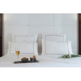 Copripiumino tinta unita bianco