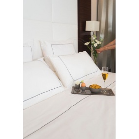 Copripiumino tinta unita bianco